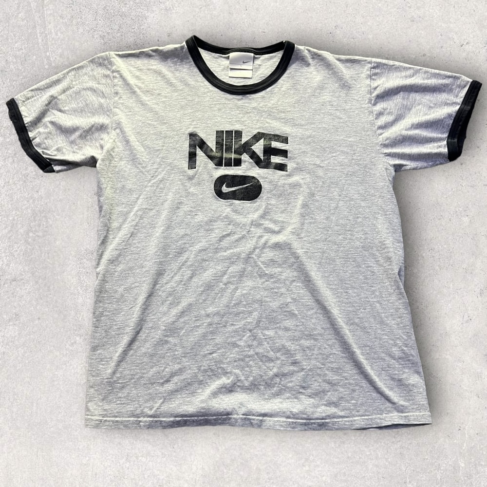Vintage 90s Y2K Nike center swoosh stringer graphic t shirt grey